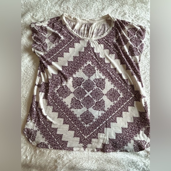 Lucky Brand Tops - Lucky Brand Boho Print Short Sleeve Tee | Size L | Cream & Burgundy
